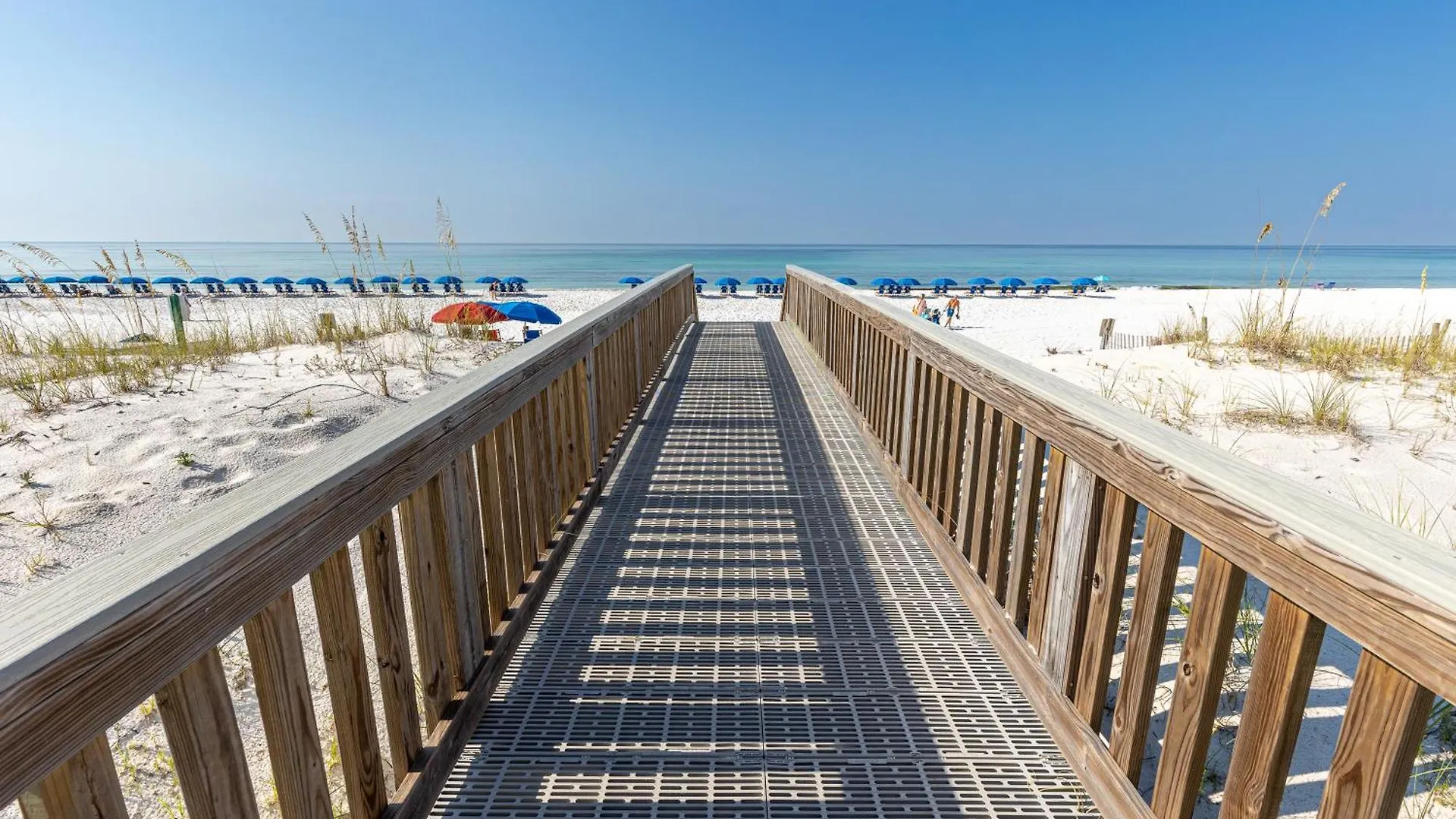 Pelican Beach 2011- By Holiday Isle Properties Destin 0*,