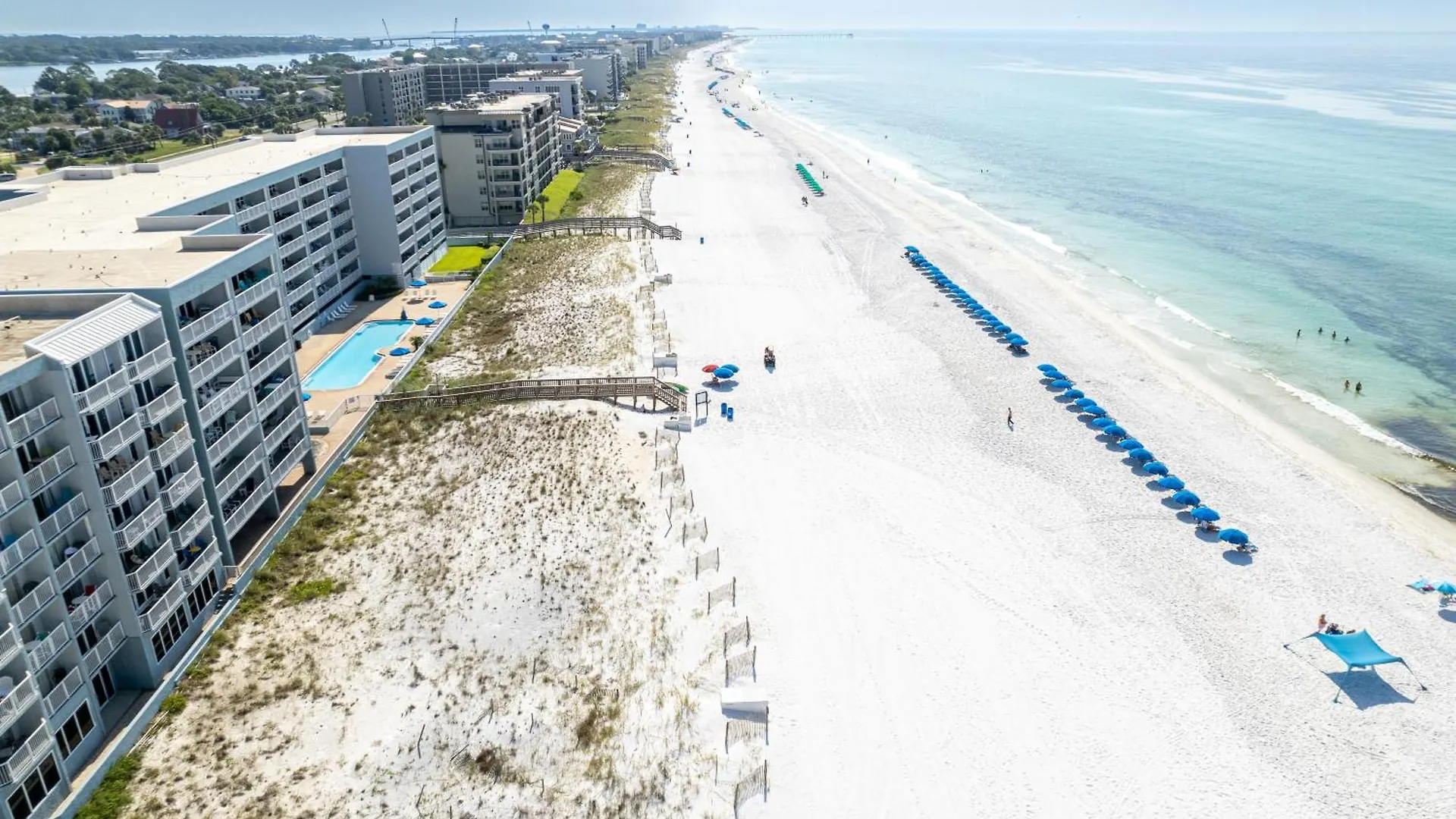 Pelican Beach 2011- By Holiday Isle Properties Destin 0*,