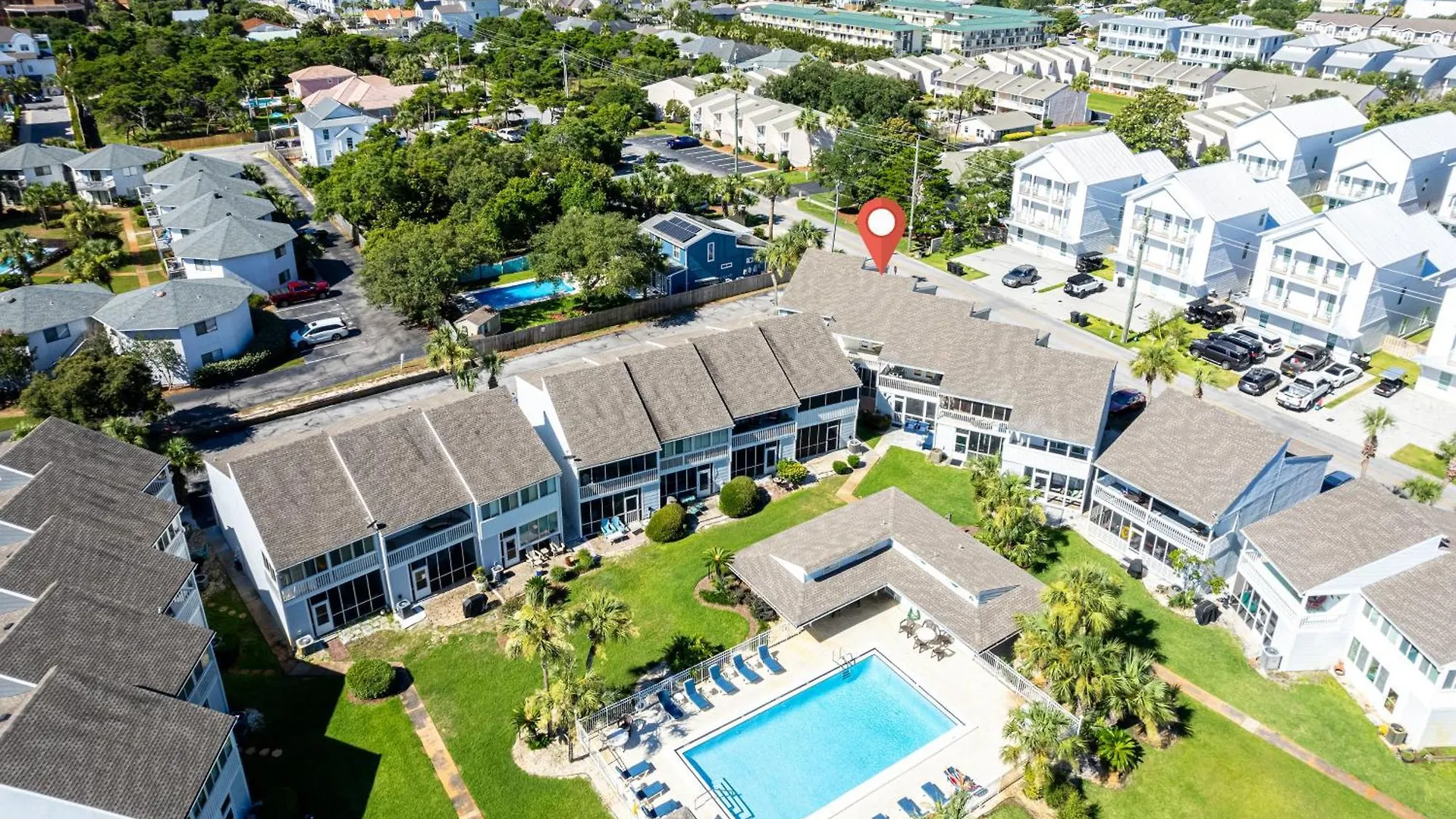 Pelican Beach 2011- By Holiday Isle Properties Destin
