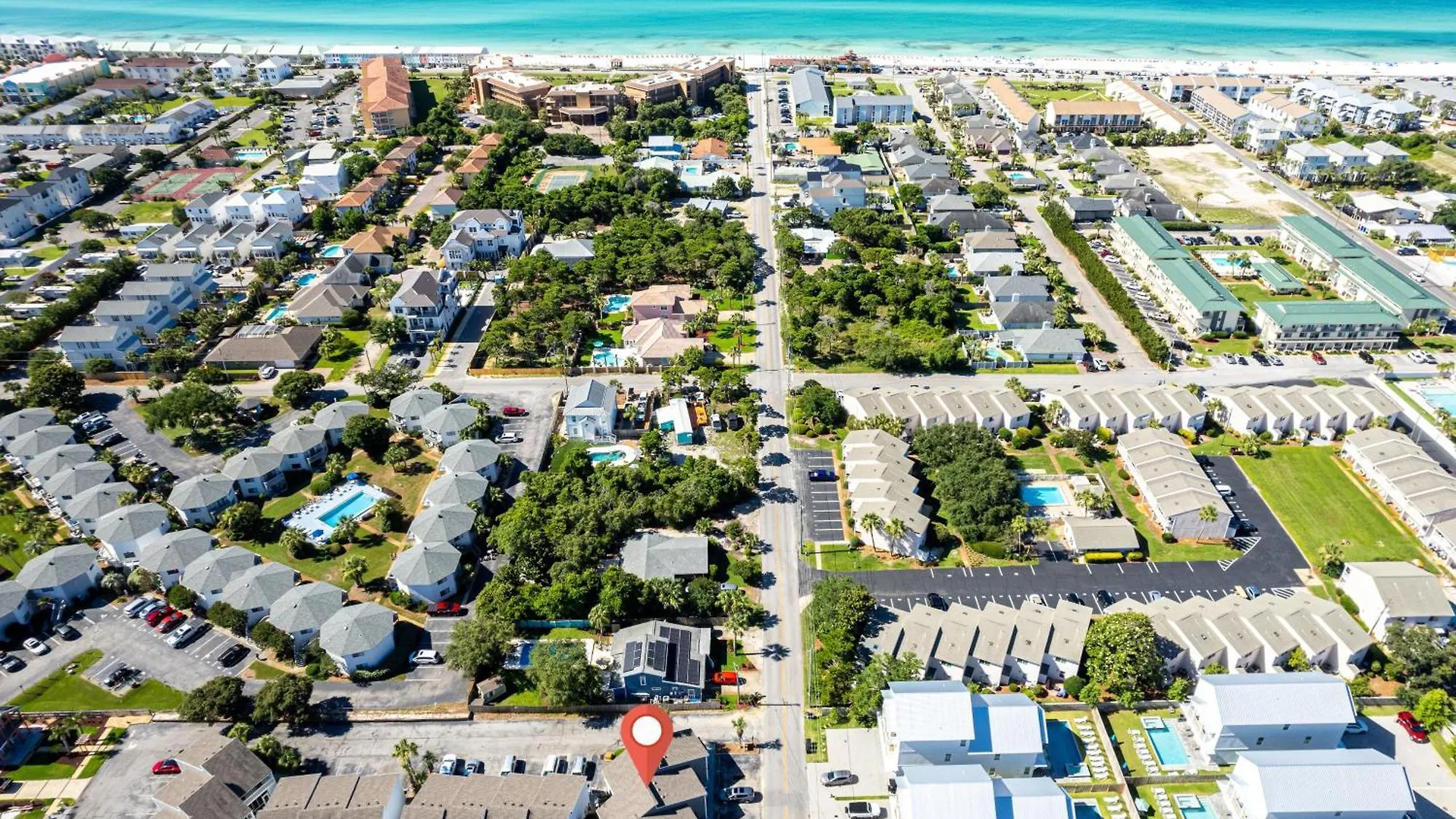 Pelican Beach 2011- By Holiday Isle Properties Destin United States